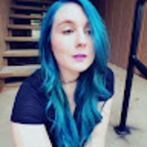 Meet your Posher, Becca